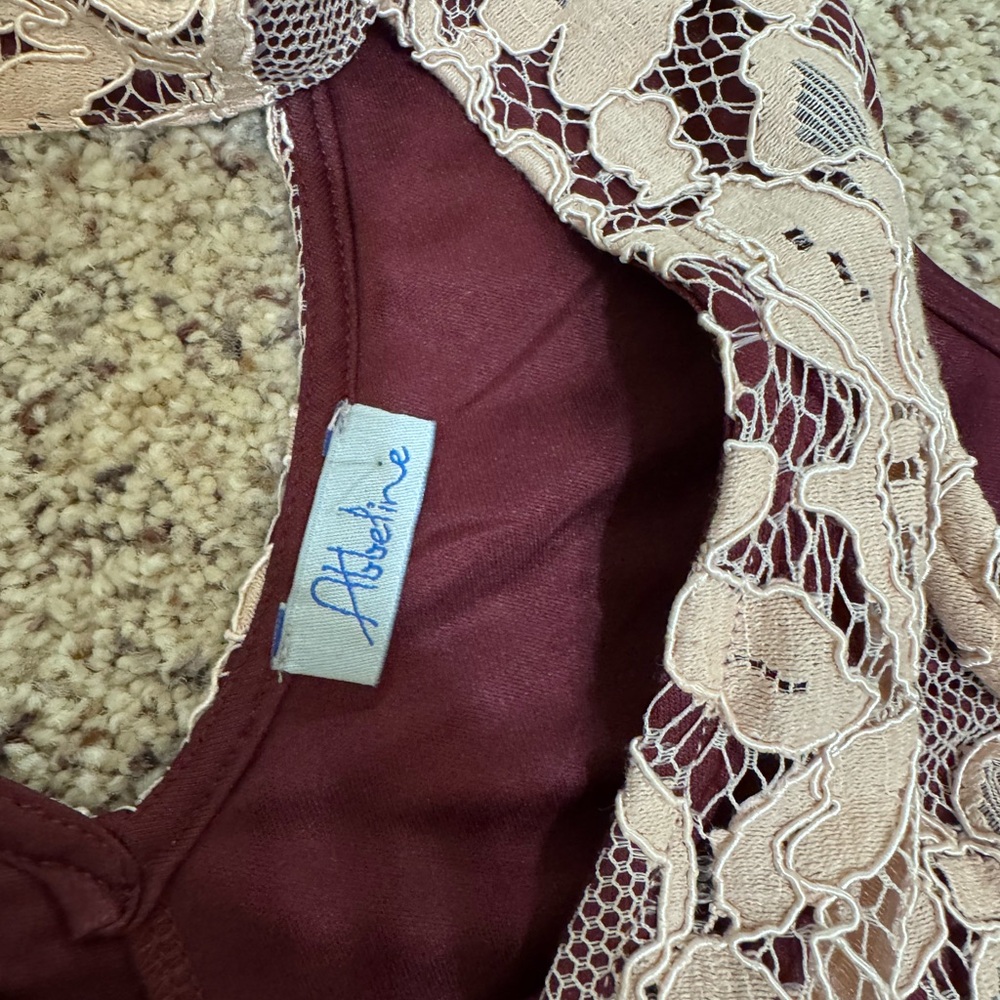 Abbeline light pink and Burgundy Lace Dress - Picture 3 of 7